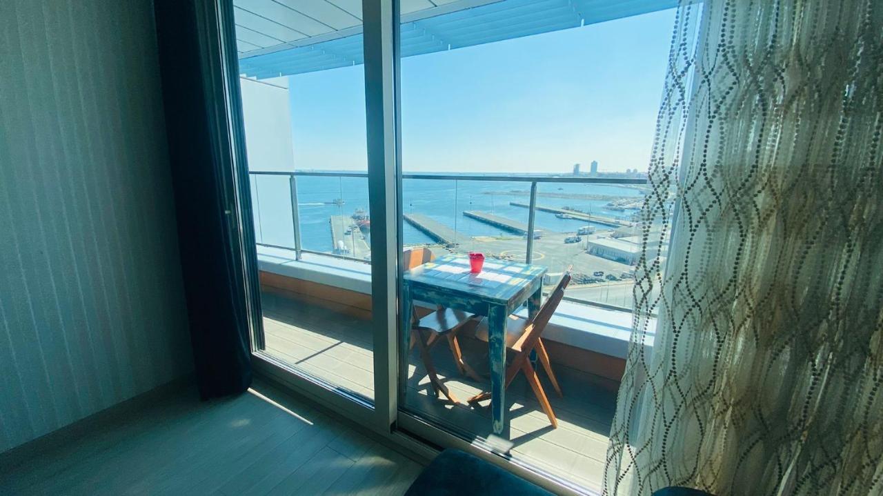 Luxury 2 Room Suite Apartment With Seaview In Center イスタンブール エクステリア 写真